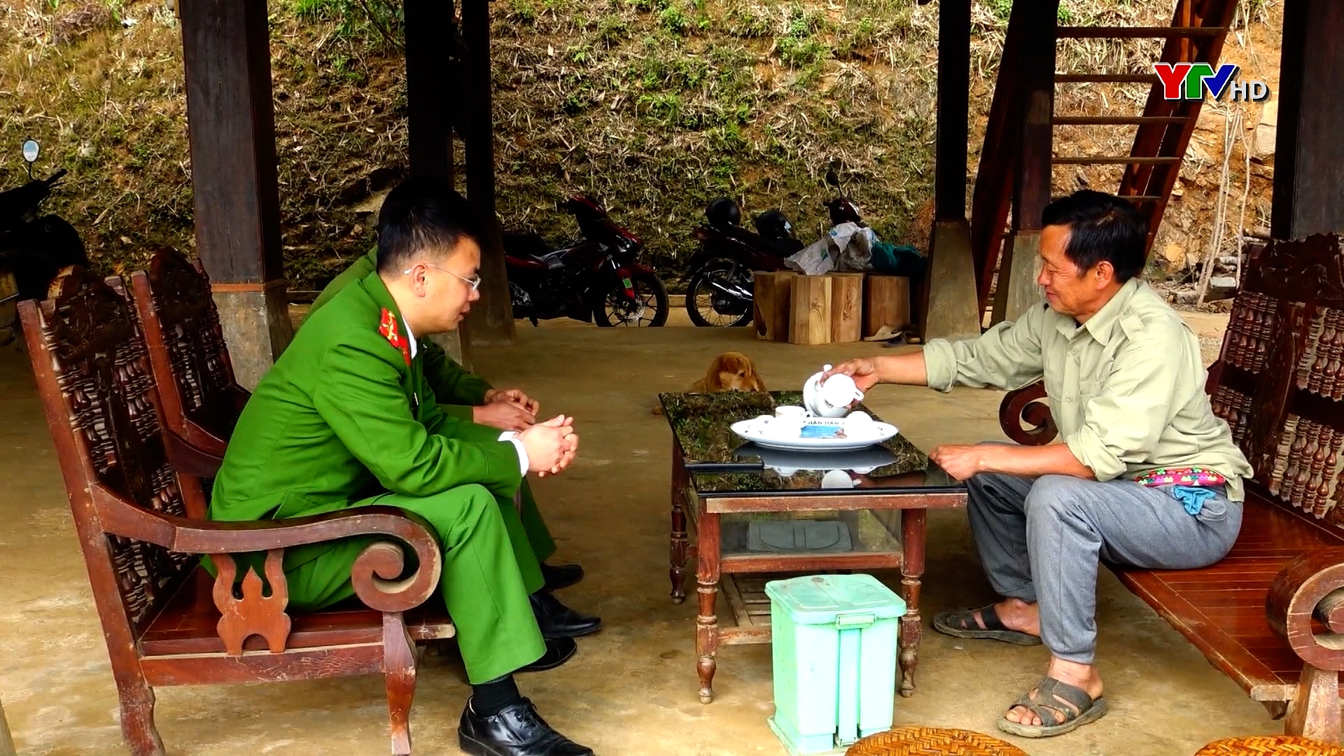 Công an xã La Pán Tẩn, huyện Mù Cang Chải giữ vững an ninh trật tự trên địa bàn được chuyển hóa