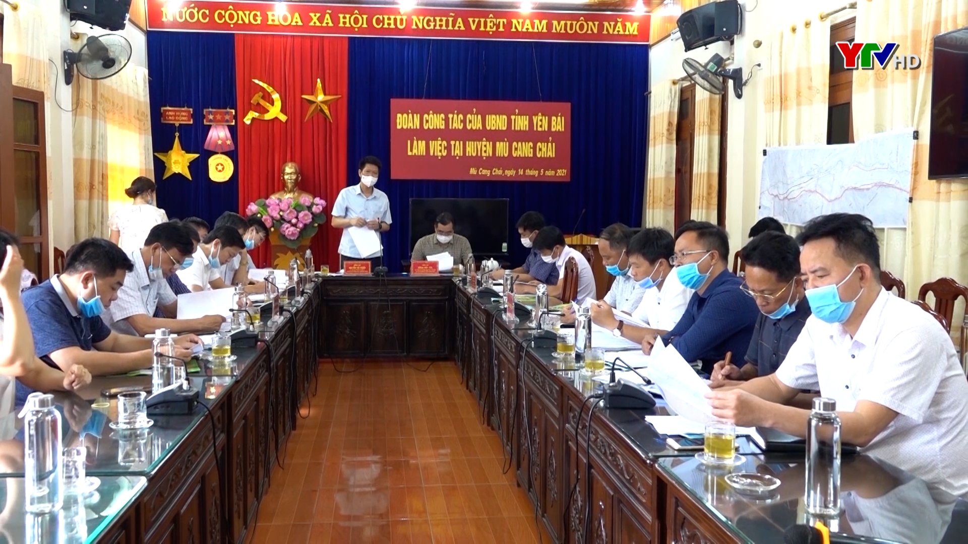 Đồng chí Nguyễn Thế Phước - Phó Chủ tịch Thường trực UBND tỉnh làm việc tại huyện Mù Cang Chải