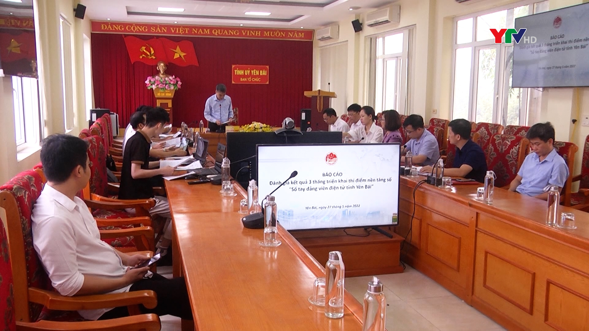 Hội nghị sơ kết 3 tháng triển khai thí điểm nền tảng “Sổ tay đảng viên điện tử tỉnh Yên Bái”
