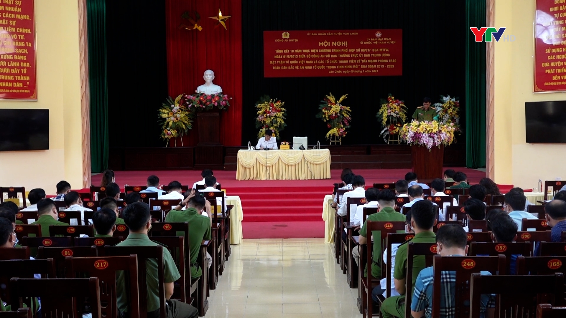 Huyện Văn Chấn và huyện Mù Cang Chải tổng kết 10 năm thực hiện chương trình phối hợp số 09