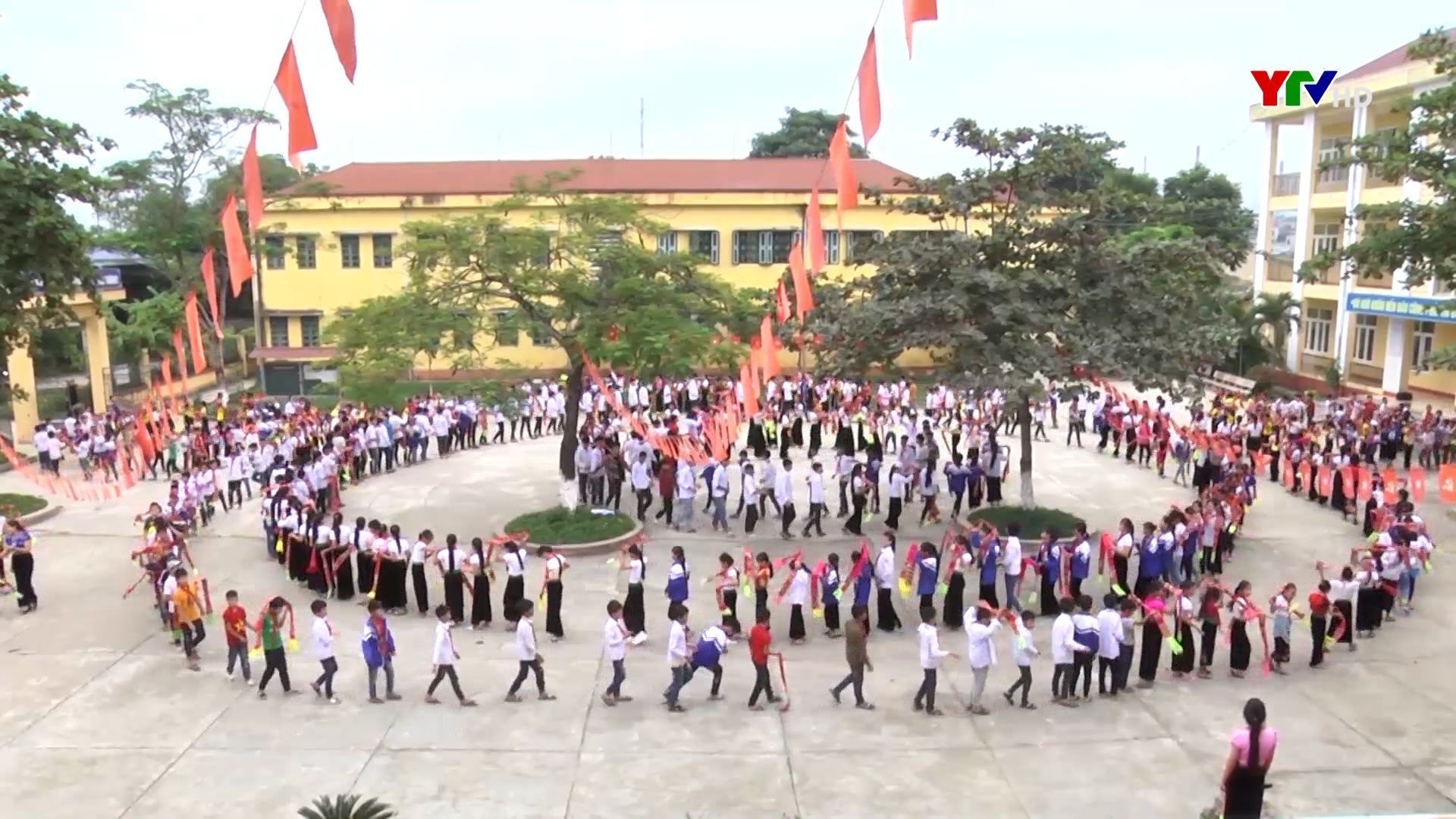 Phát huy hiệu quả mô hình "Giữ gìn, phát huy bản sắc văn hóa địa phương trong các trường học" ở thị xã Nghĩa Lộ