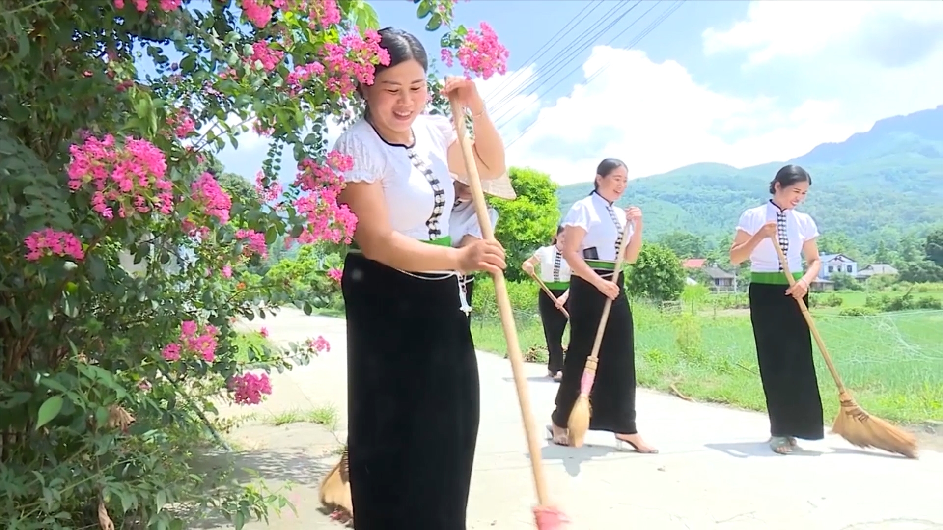 Tạp chí truyền hình tiếng Dao số 1 tháng 10 năm 2021