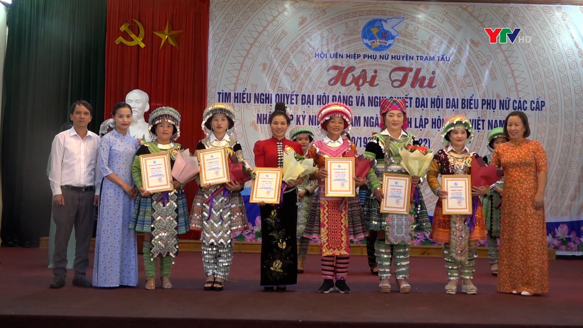 Hội LHPN huyện Trạm Tấu và huyện Văn Yên tổ chức Hội thi Tìm hiểu Nghị quyết Đại hội phụ nữ các cấp