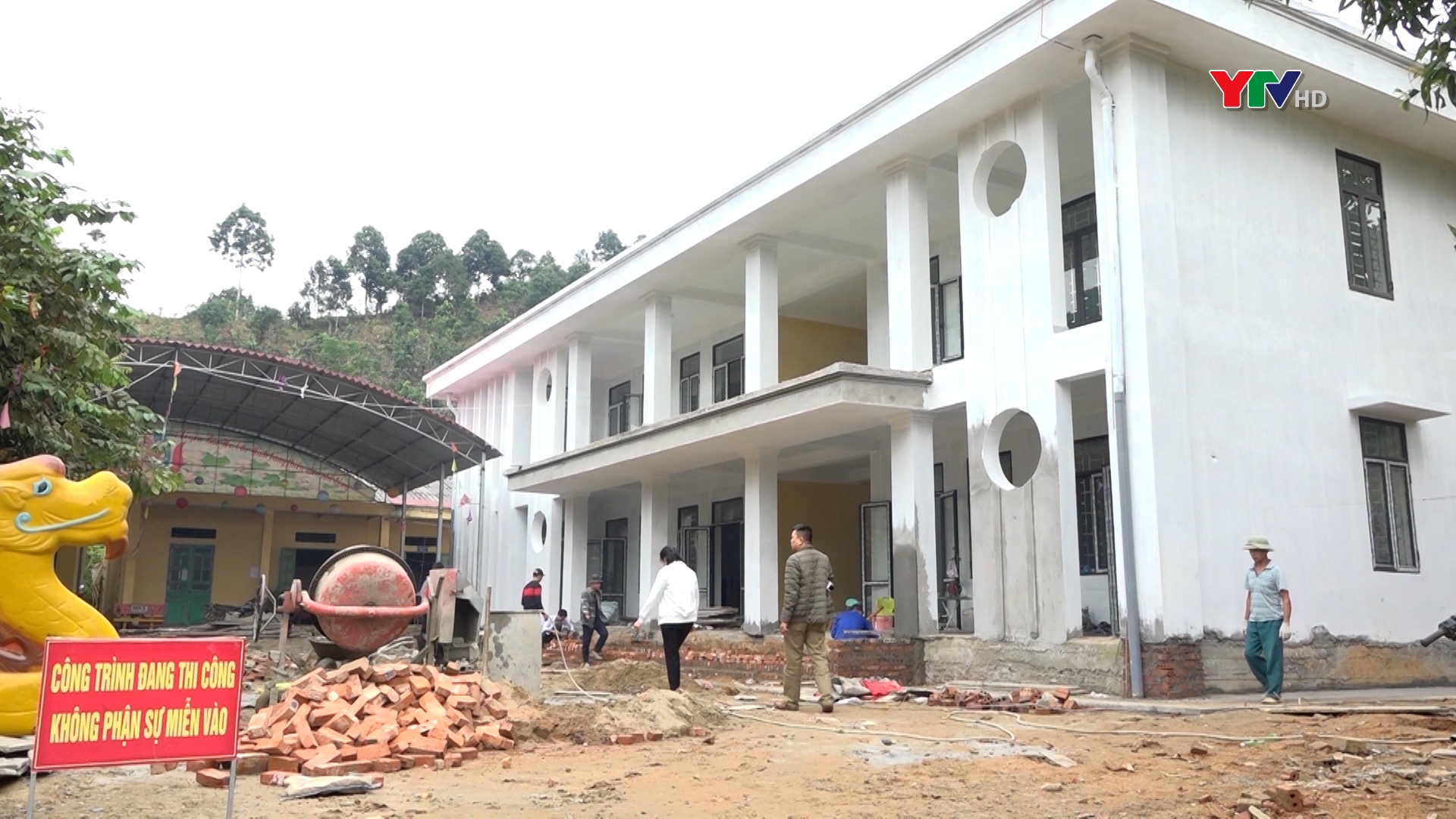 Huyện Văn Yên đẩy nhanh tiến độ thi công các công trình xây dựng cơ bản